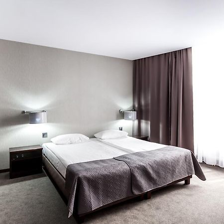 Go Cracow Resort Краков Экстерьер фото