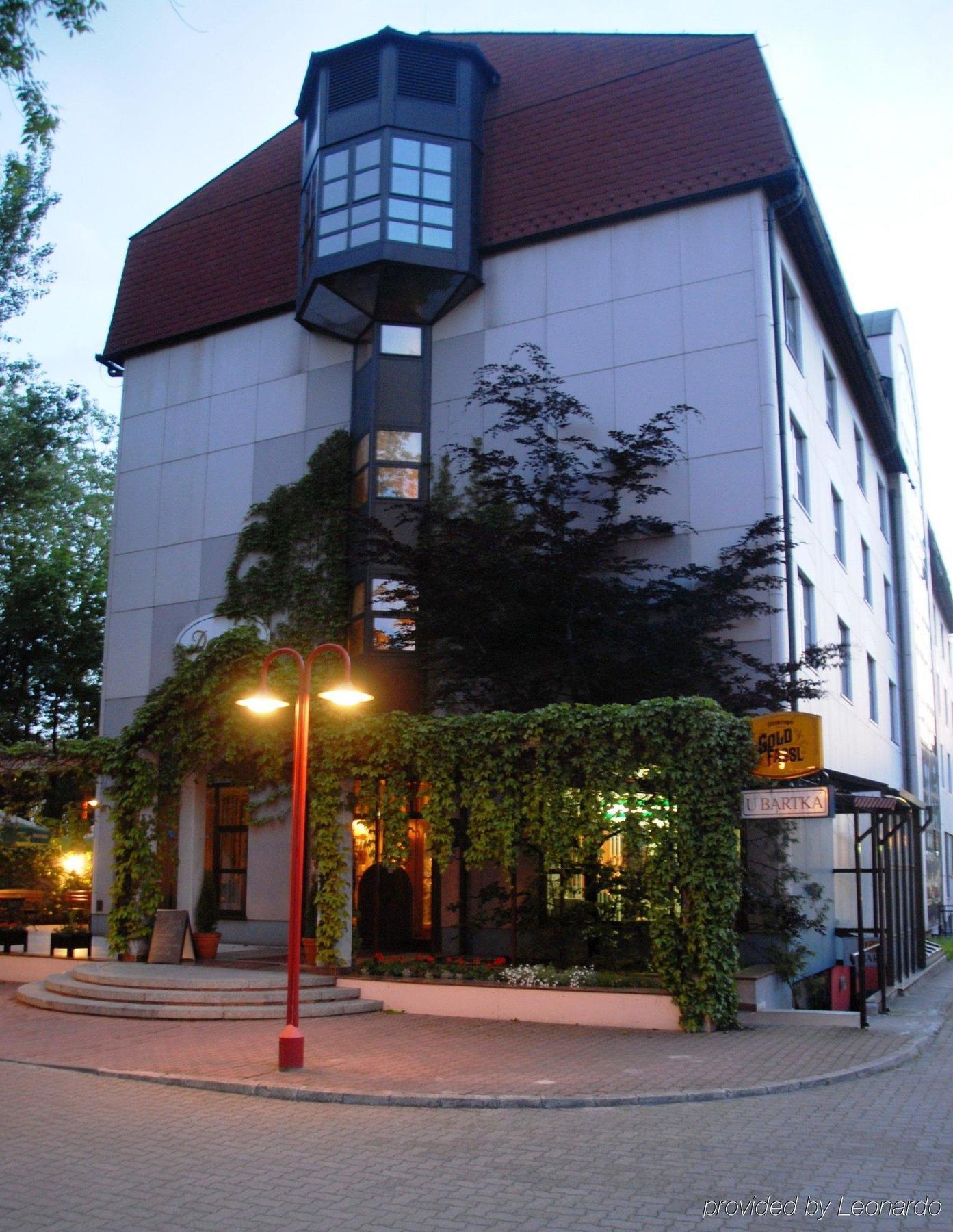 Go Cracow Resort Краков Экстерьер фото